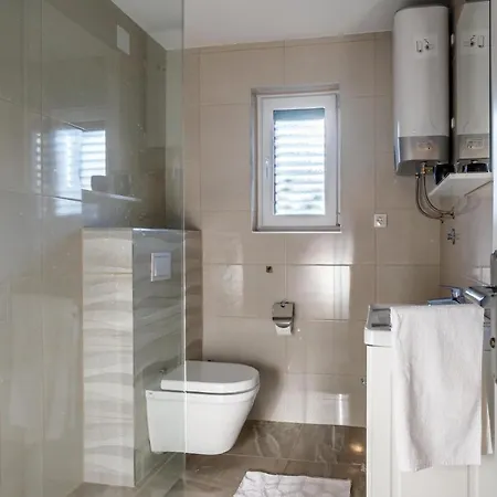 Villa Marija With Heated Pool Trilj