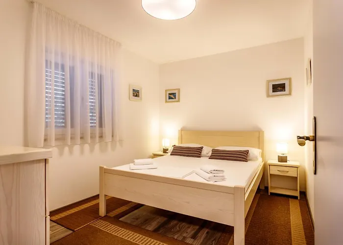 Villa Marija With Heated Pool Trilj